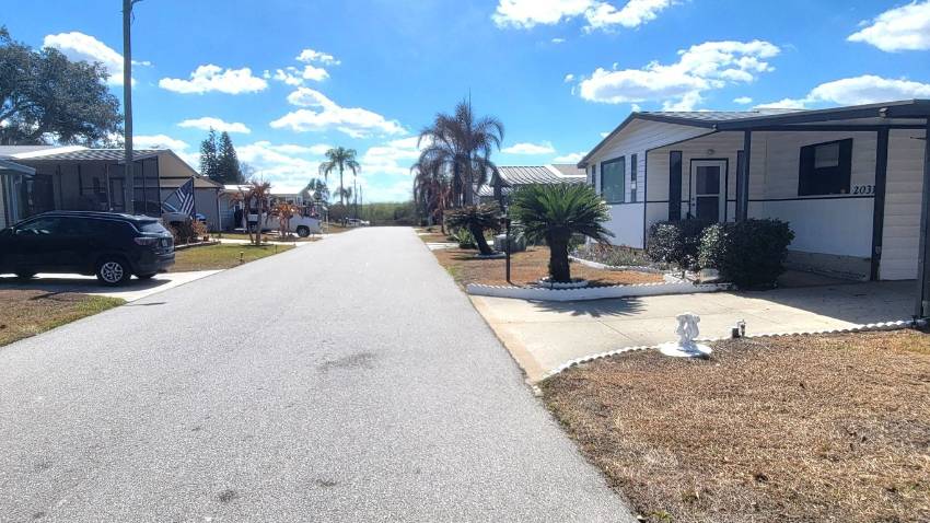 2031 Oriole Lane a Lake Wales, FL Mobile or Manufactured Home for Sale